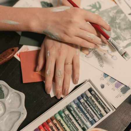 Pintura Terapêutica com Giz Pastel Para Aliviar o Estresse